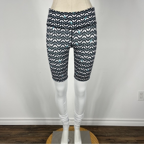 ALO Yoga Chevron 🔰 Print Goddess Leggings - Picture 2 of 13